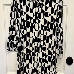 NWT Chicos Black and White Geometric Pattern Dress 2